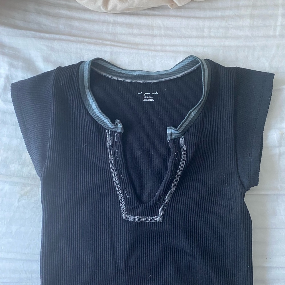 Black Ribbed Top